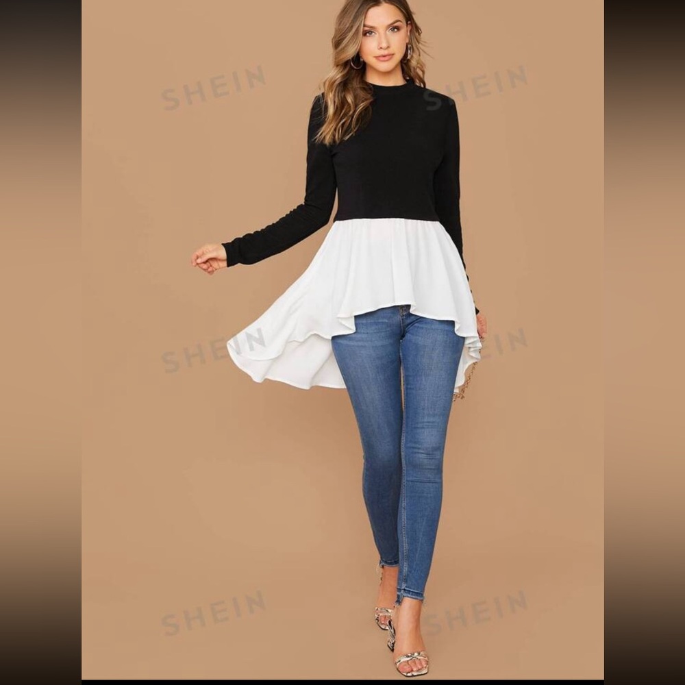 Black and white flowy top